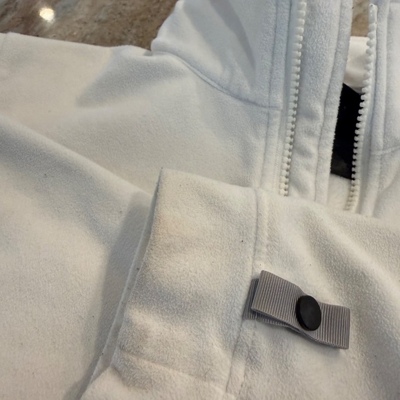 The North Face Fleece Windbreaker - Picture 7 of 9